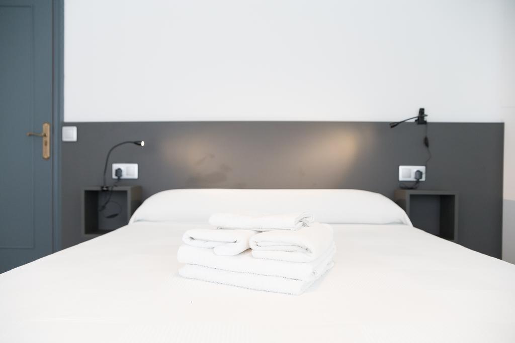 O Tobo Do Lobo Hotell Melide Eksteriør bilde
