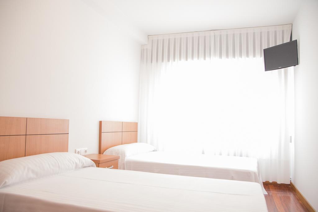 O Tobo Do Lobo Hotell Melide Eksteriør bilde